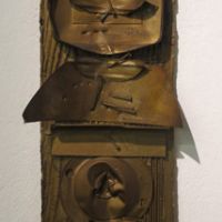Materico, 1959, Metall auf Holz und Goldbronze, Privatbesitz